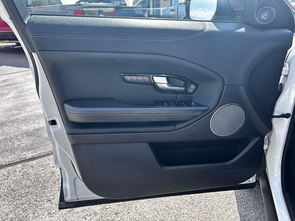 Land Rover Range Rover Evoque 5 Door SE 2018