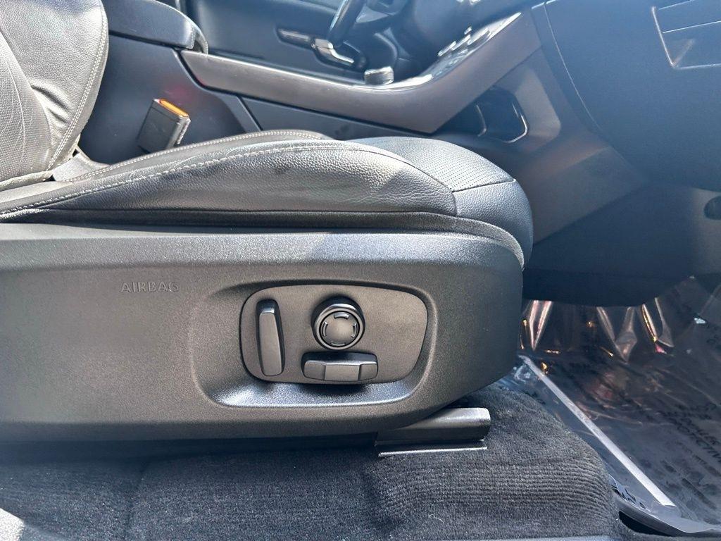 Land Rover Range Rover Evoque 5 Door SE 2018