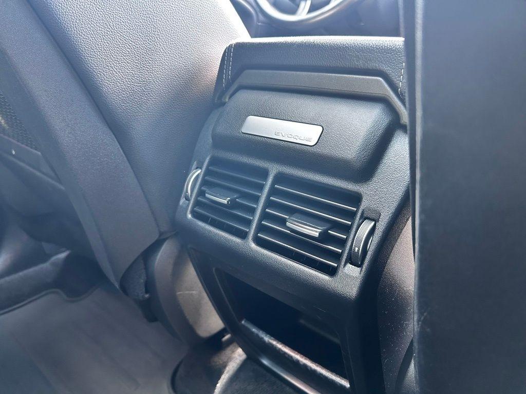 Land Rover Range Rover Evoque 5 Door SE 2018