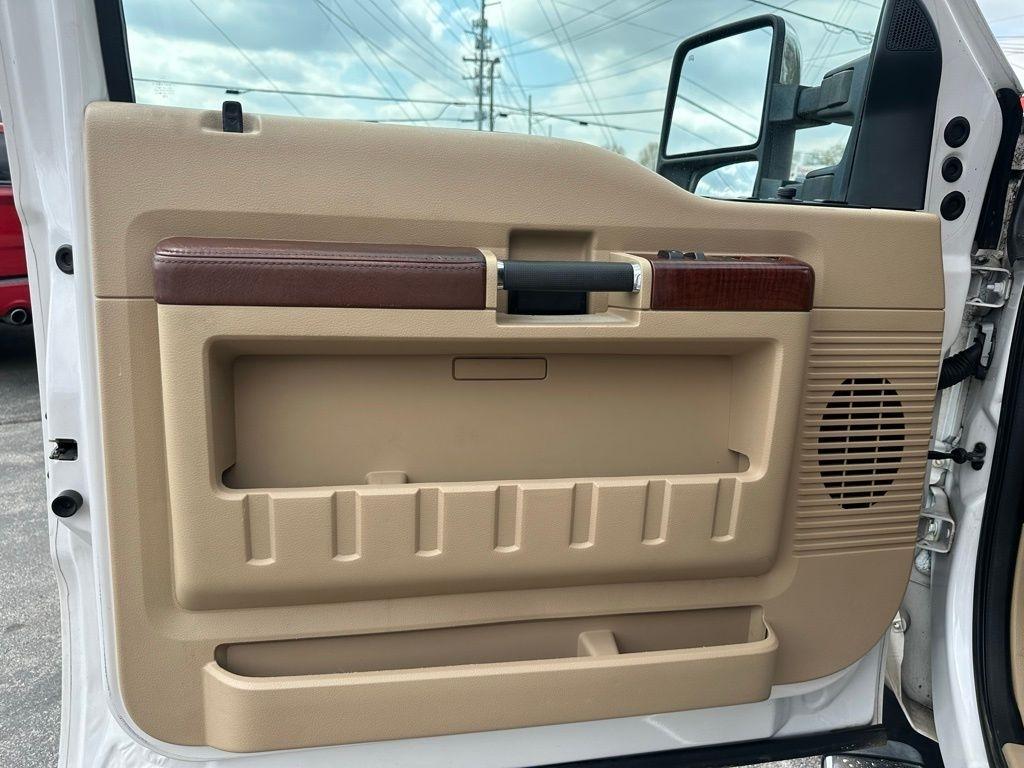 Ford Super Duty F-250 SRW 4WD Crew Cab 156" King Ranch 2011