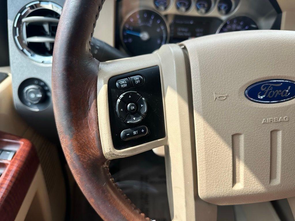 Ford Super Duty F-250 SRW 4WD Crew Cab 156" King Ranch 2011