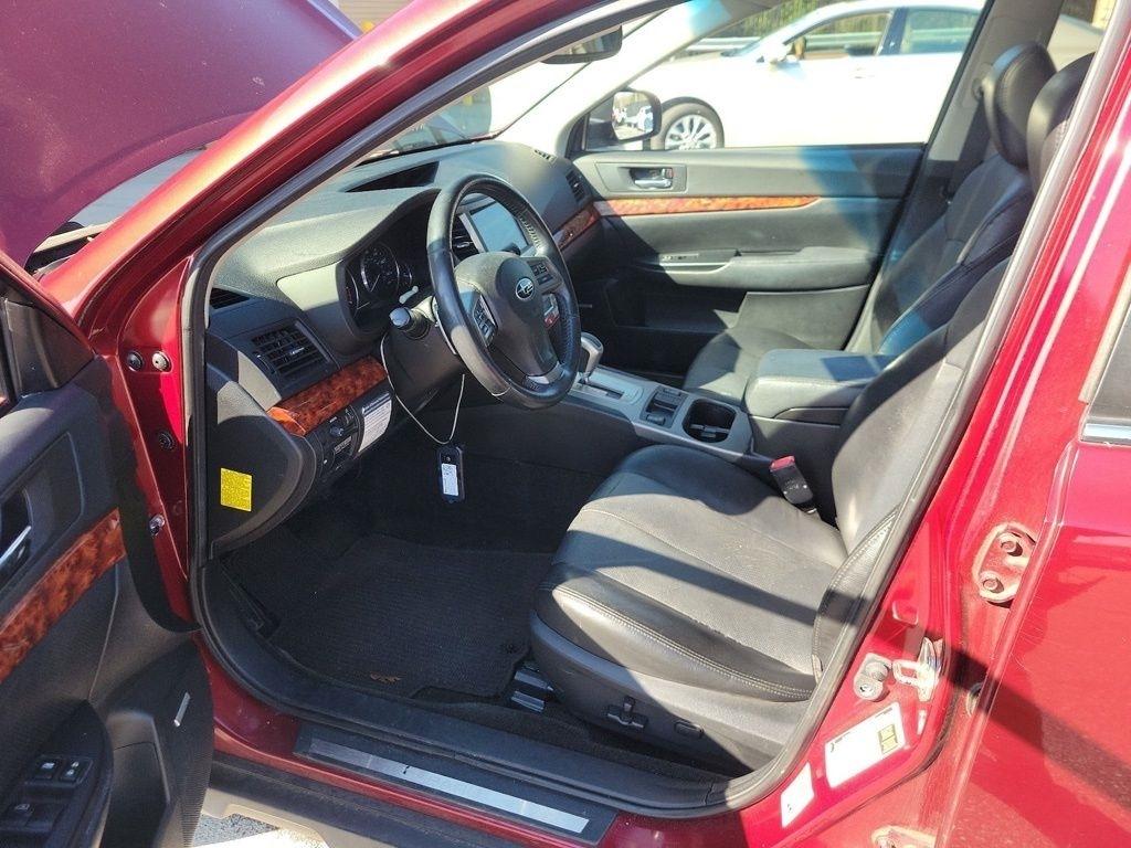 Subaru Outback 4dr Wgn H4 Auto 2.5i Limited 2012