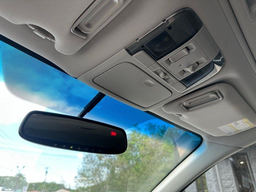 Subaru Outback 4dr Wgn H4 Auto 2.5i Limited 2012