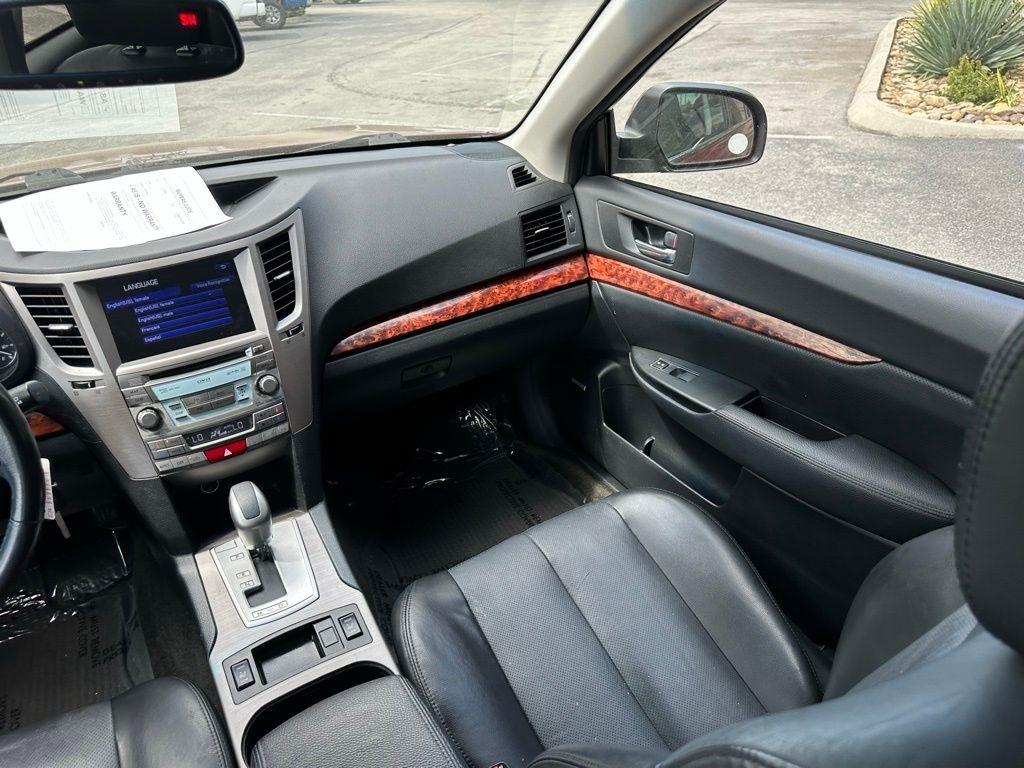 Subaru Outback 4dr Wgn H4 Auto 2.5i Limited 2012