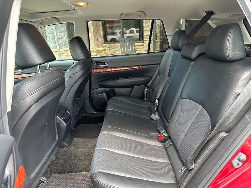 Subaru Outback 4dr Wgn H4 Auto 2.5i Limited 2012