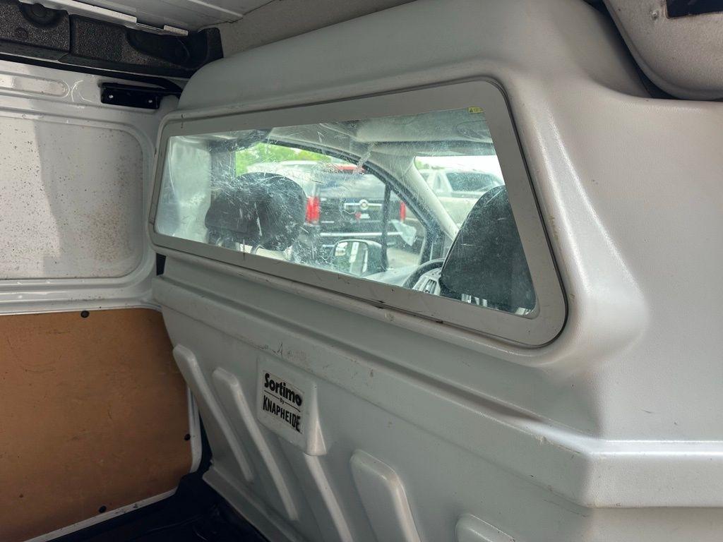 Ford Transit Connect Van XL LWB w/Rear Symmetrical Doors 2017