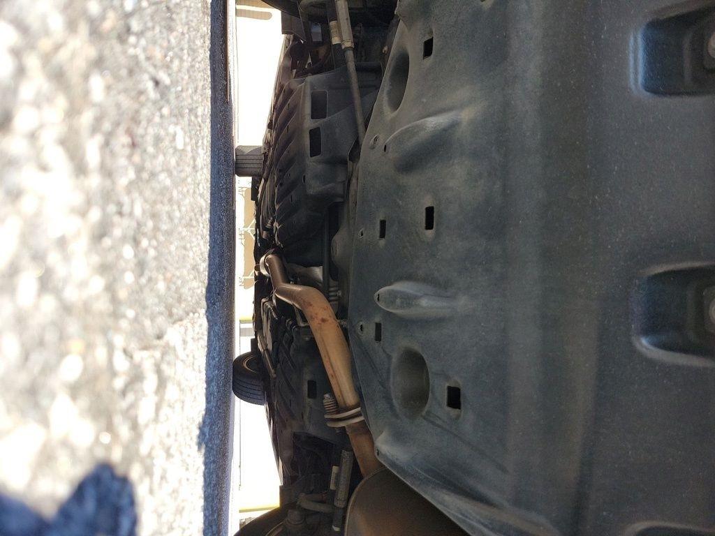 Toyota Camry 4dr Sdn I4 Auto XLE (Natl) 2015