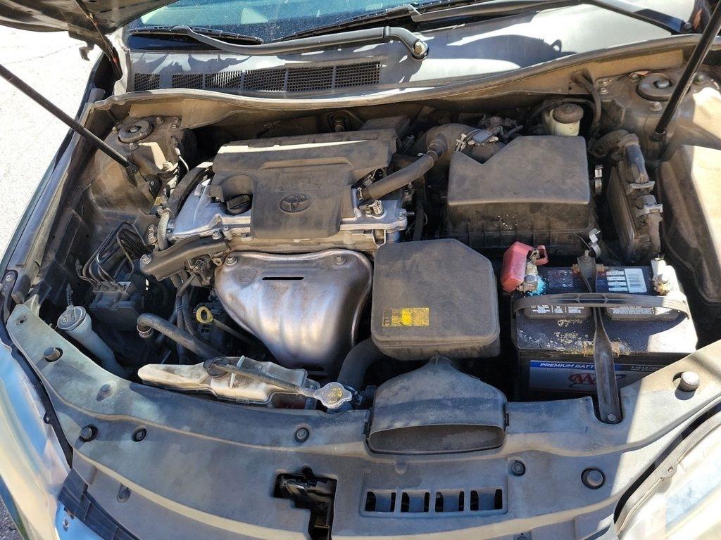 Toyota Camry 4dr Sdn I4 Auto XLE (Natl) 2015