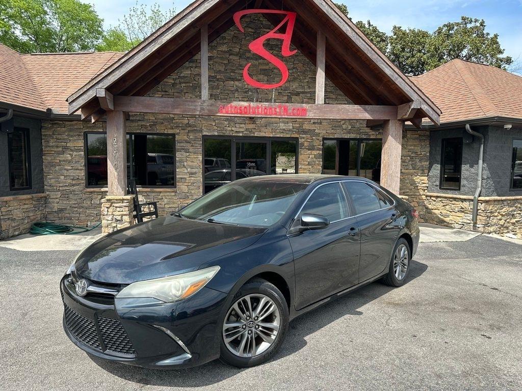 Toyota Camry 4dr Sdn I4 Auto XLE (Natl) 2015