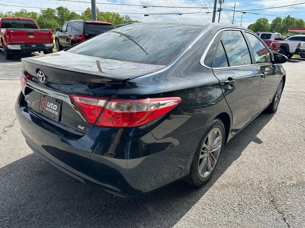 Toyota Camry 4dr Sdn I4 Auto XLE (Natl) 2015