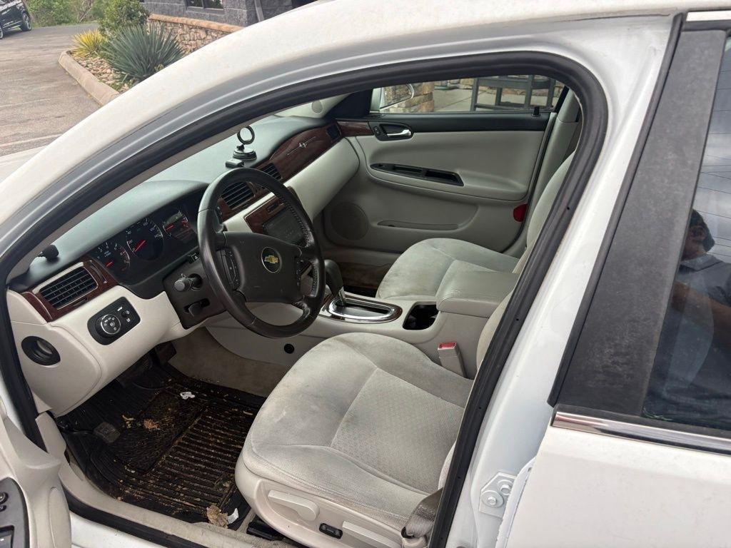 Chevrolet Impala 4dr Sdn LT Fleet 2011