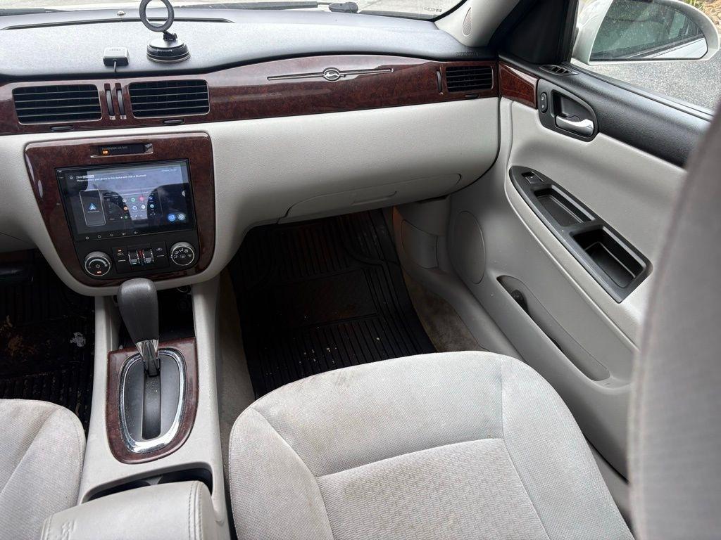 Chevrolet Impala 4dr Sdn LT Fleet 2011