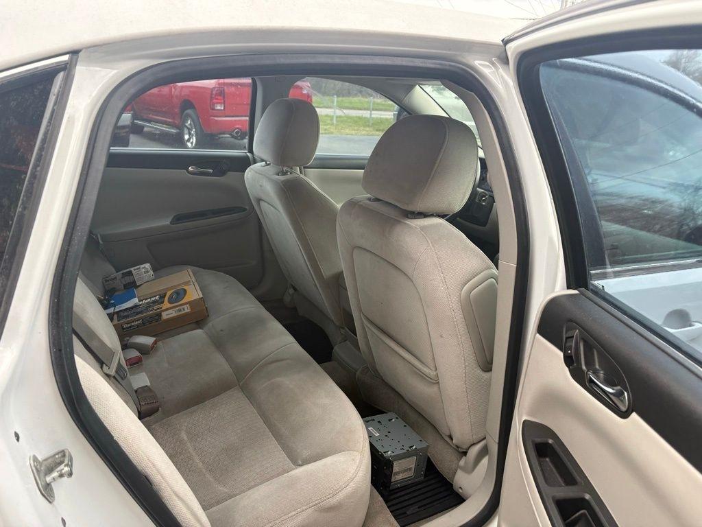 Chevrolet Impala 4dr Sdn LT Fleet 2011