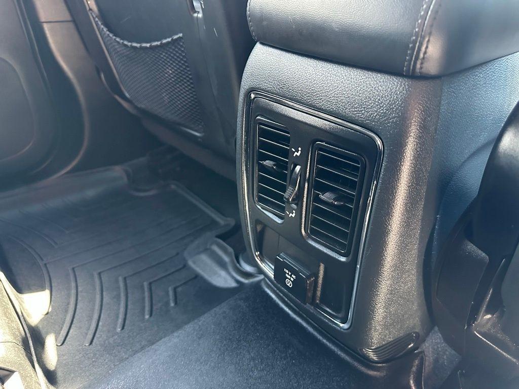 Jeep Grand Cherokee Altitude 4x2 *Ltd Avail* 2018