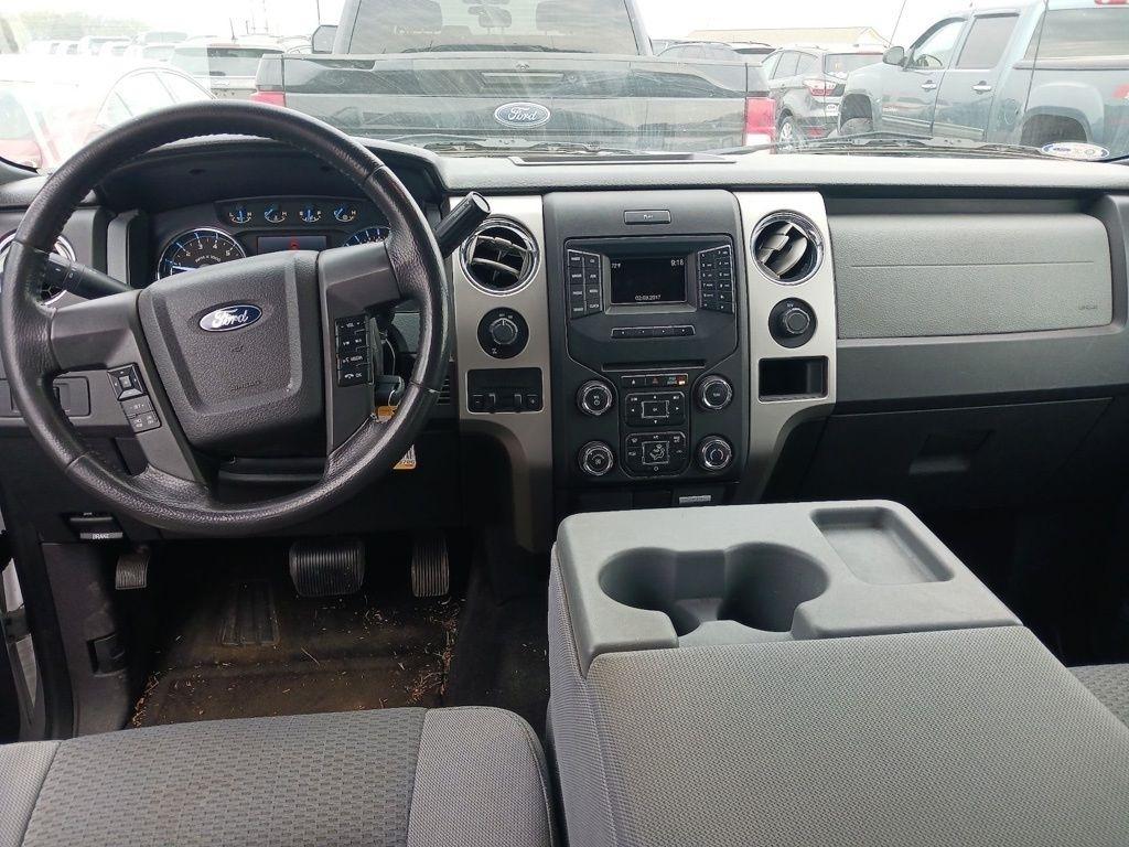 Ford F-150 2WD SuperCrew 145" Platinum 2014