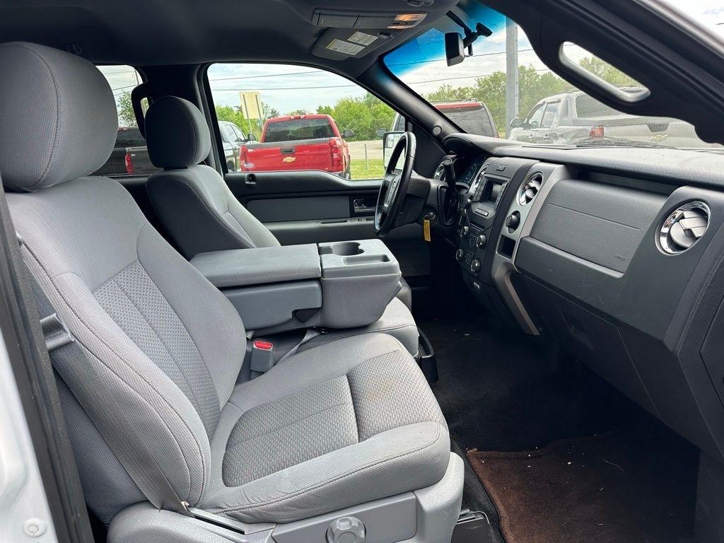 Ford F-150 2WD SuperCrew 145" Platinum 2014