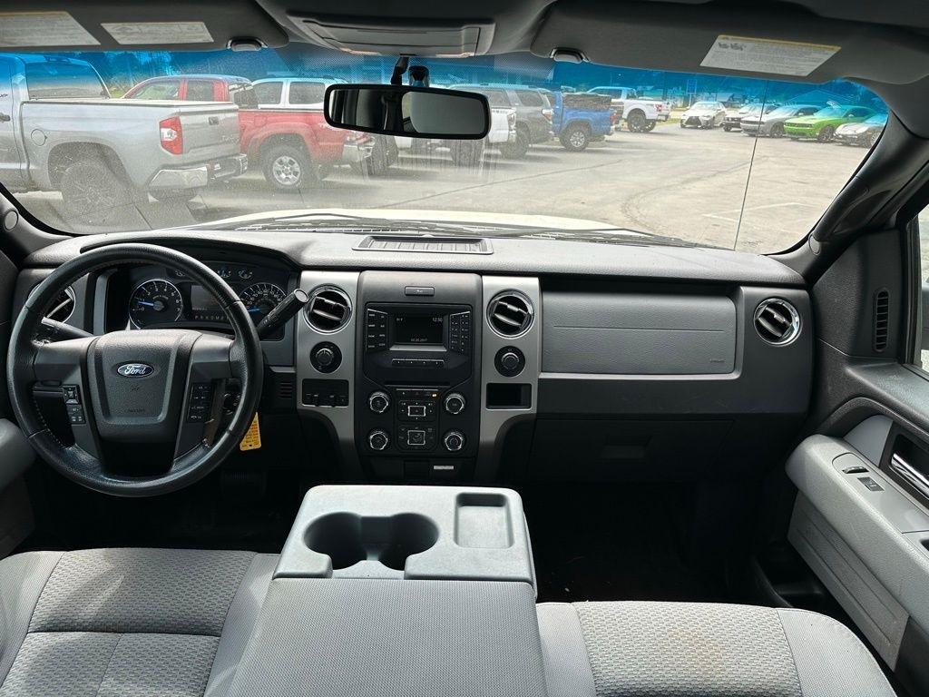 Ford F-150 2WD SuperCrew 145" Platinum 2014