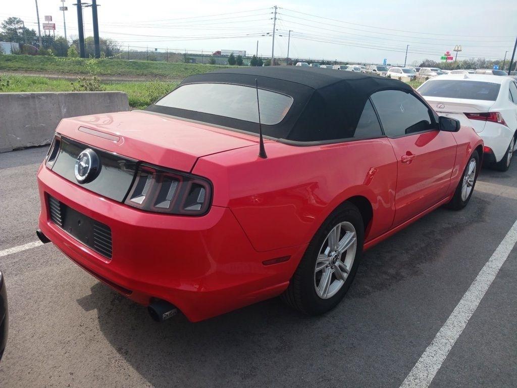Ford Mustang 2dr Conv V6 2014