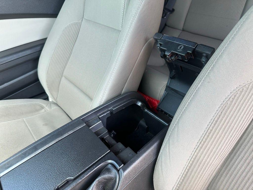 Ford Mustang 2dr Conv V6 2014