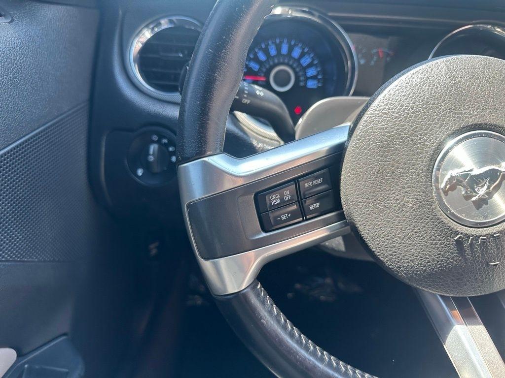 Ford Mustang 2dr Conv V6 2014