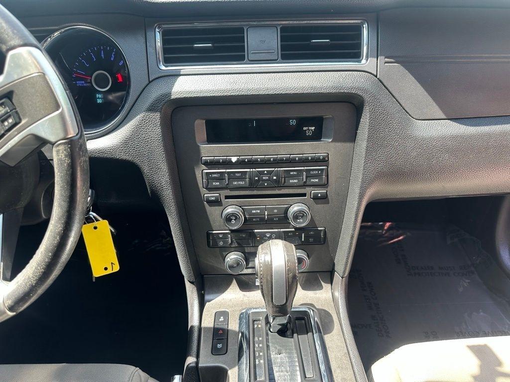 Ford Mustang 2dr Conv V6 2014