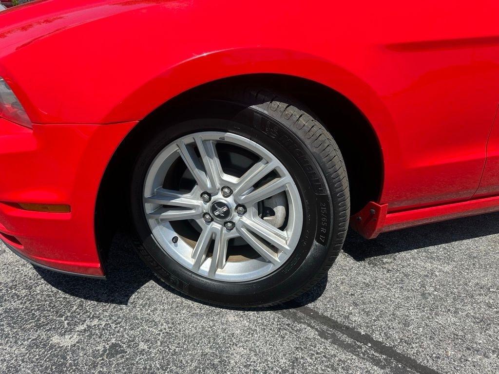 Ford Mustang 2dr Conv V6 2014