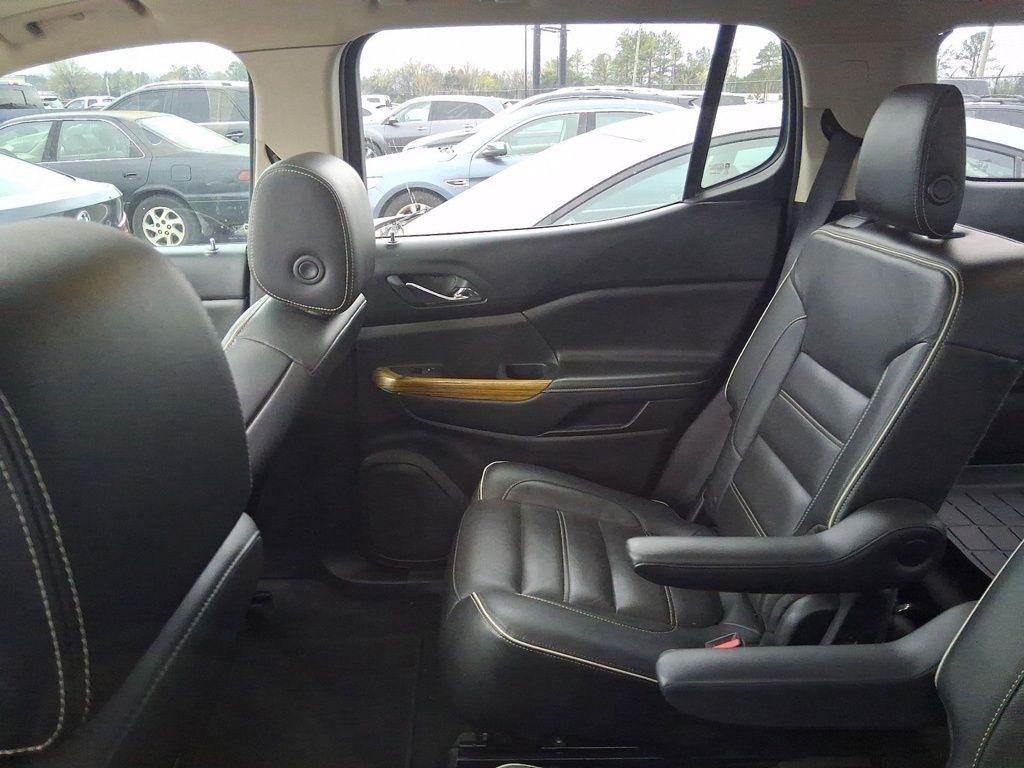 GMC Acadia AWD 4dr Denali 2017