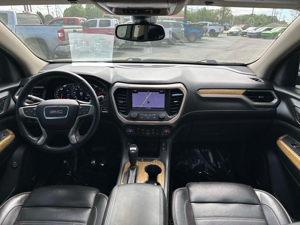 GMC Acadia AWD 4dr Denali 2017