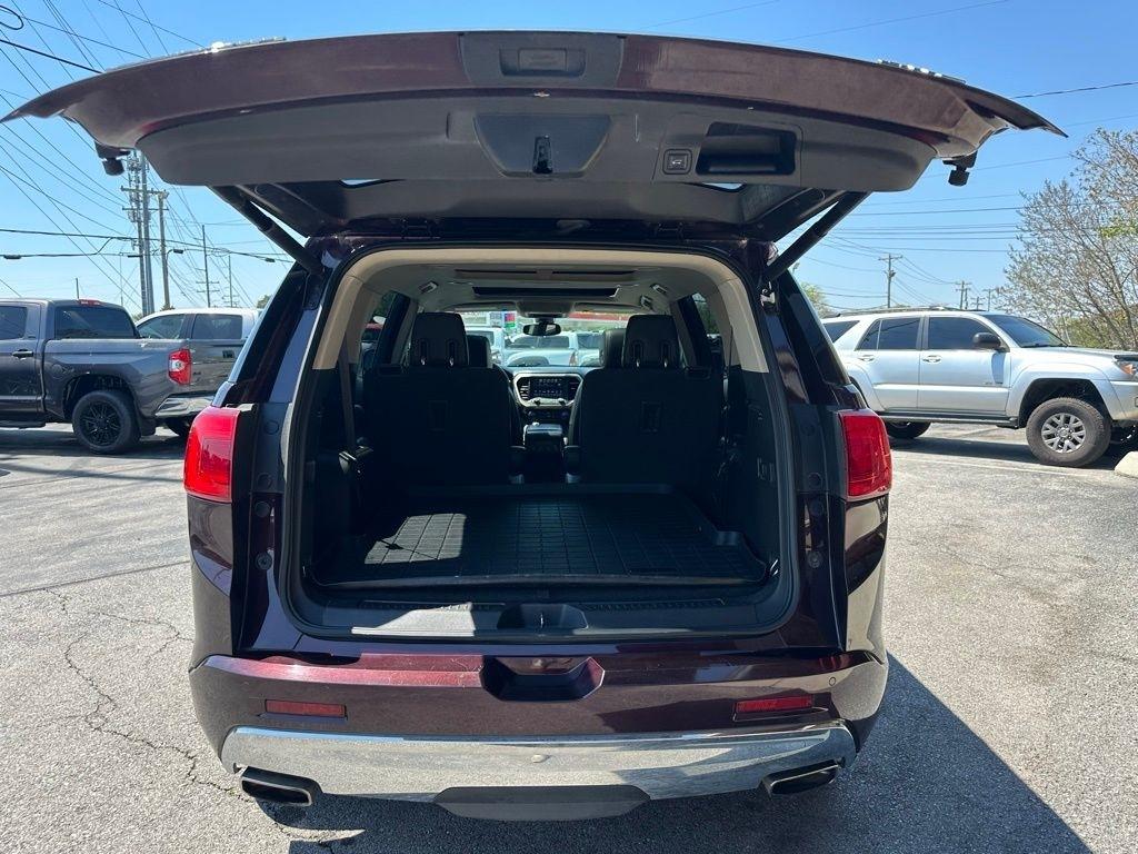 GMC Acadia AWD 4dr Denali 2017