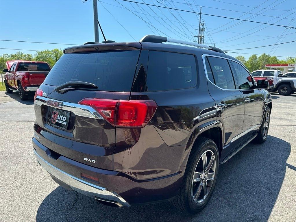 GMC Acadia AWD 4dr Denali 2017