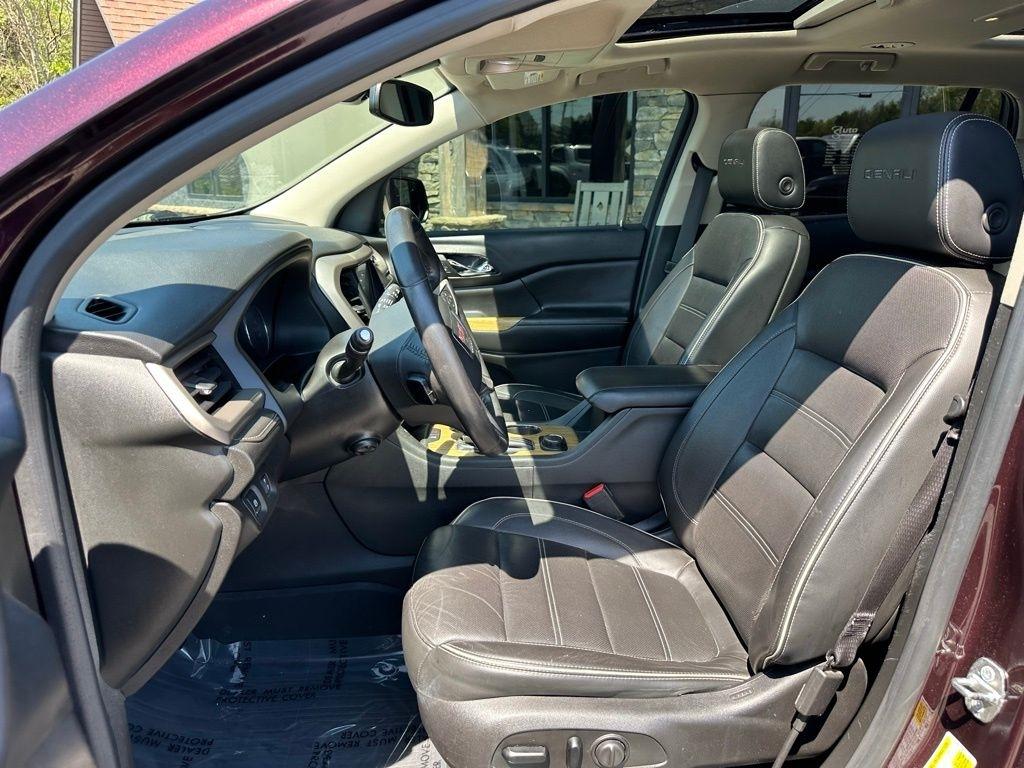 GMC Acadia AWD 4dr Denali 2017