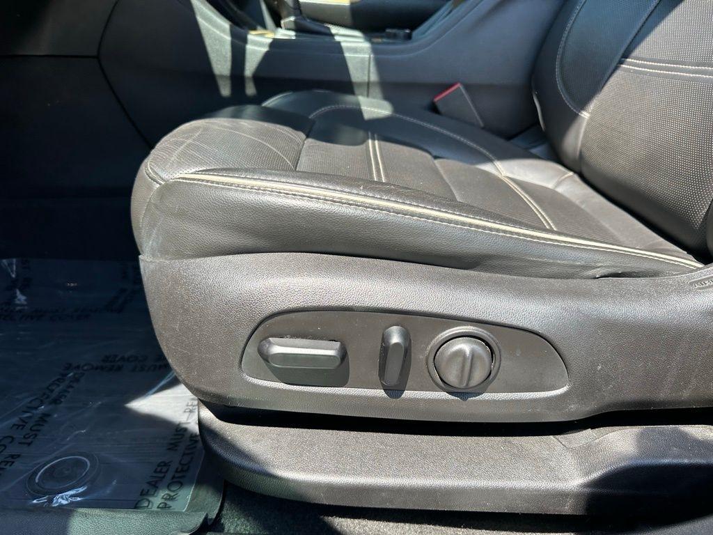 GMC Acadia AWD 4dr Denali 2017