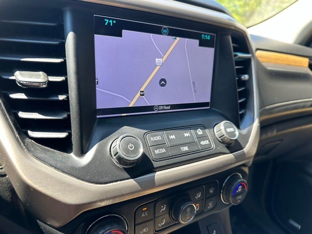 GMC Acadia AWD 4dr Denali 2017