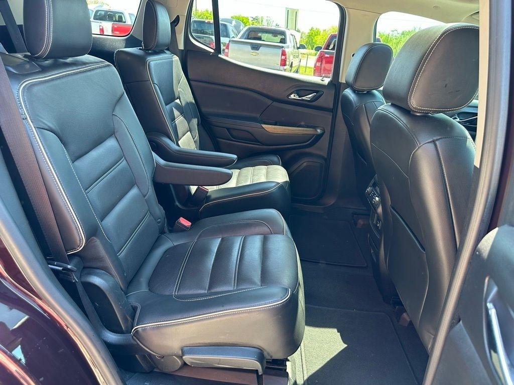 GMC Acadia AWD 4dr Denali 2017