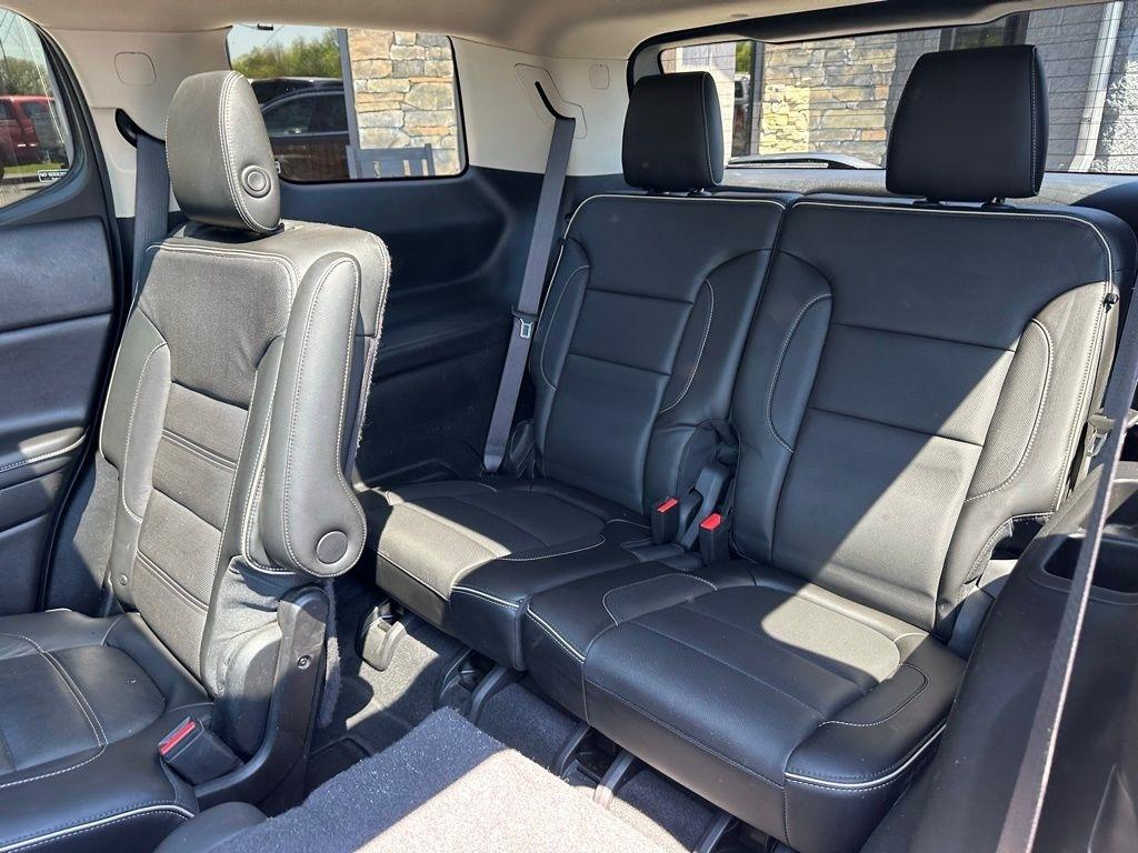 GMC Acadia AWD 4dr Denali 2017