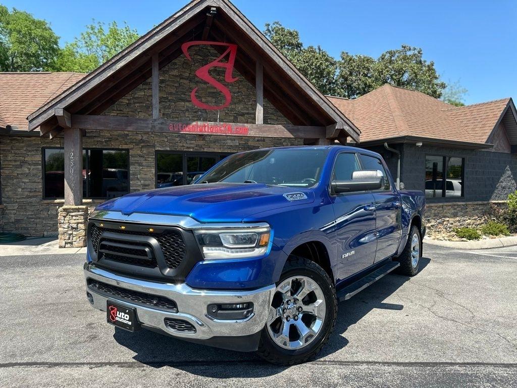 RAM 1500 Big Horn/Lone Star 4x4 Crew Cab 5'7" Box 2019