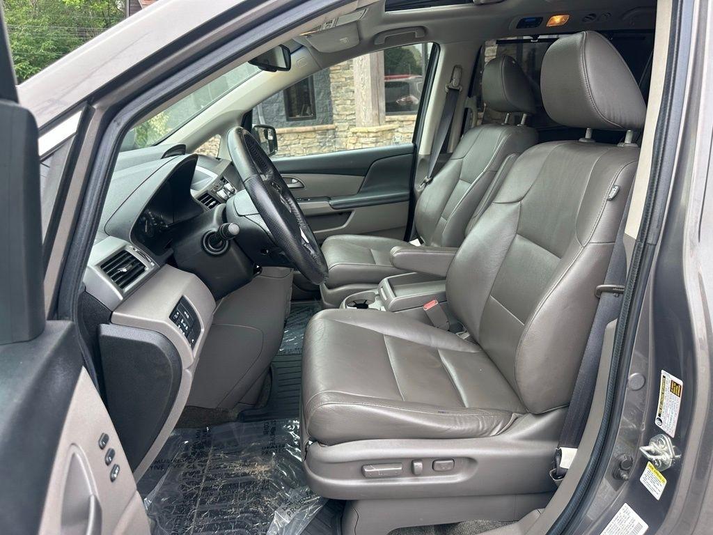 Honda Odyssey 5dr Touring 2012