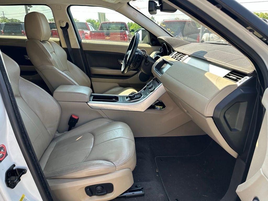 Land Rover Range Rover Evoque 5 Door SE 2017