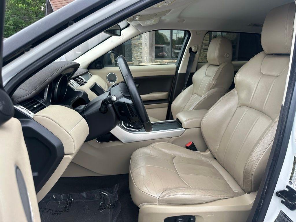 Land Rover Range Rover Evoque 5 Door SE 2017