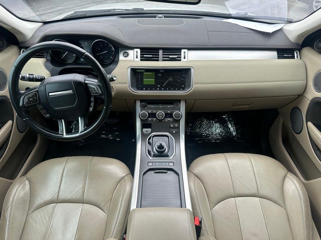 Land Rover Range Rover Evoque 5 Door SE 2017