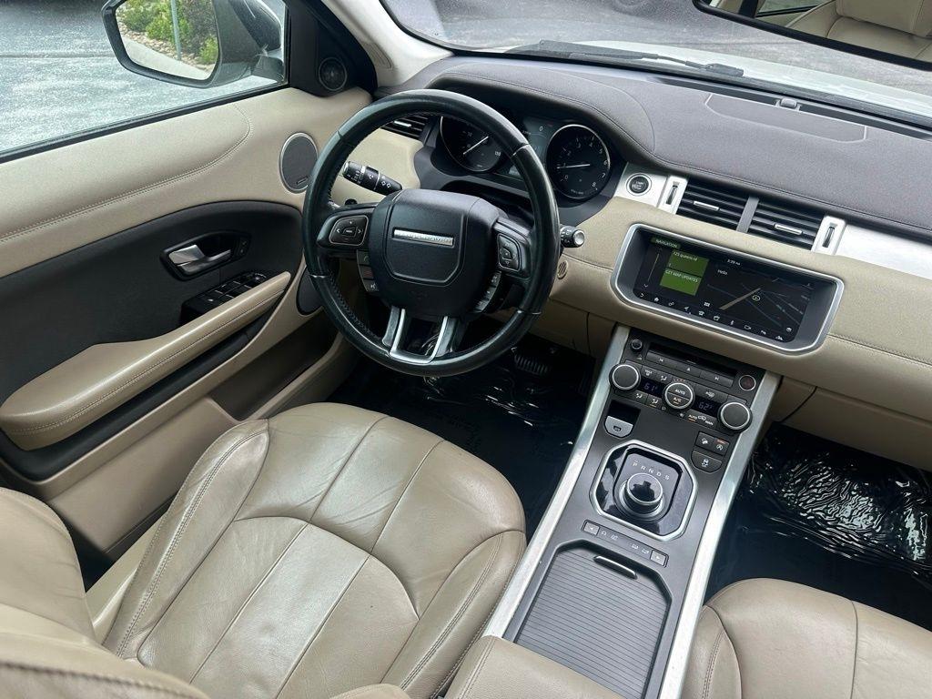 Land Rover Range Rover Evoque 5 Door SE 2017