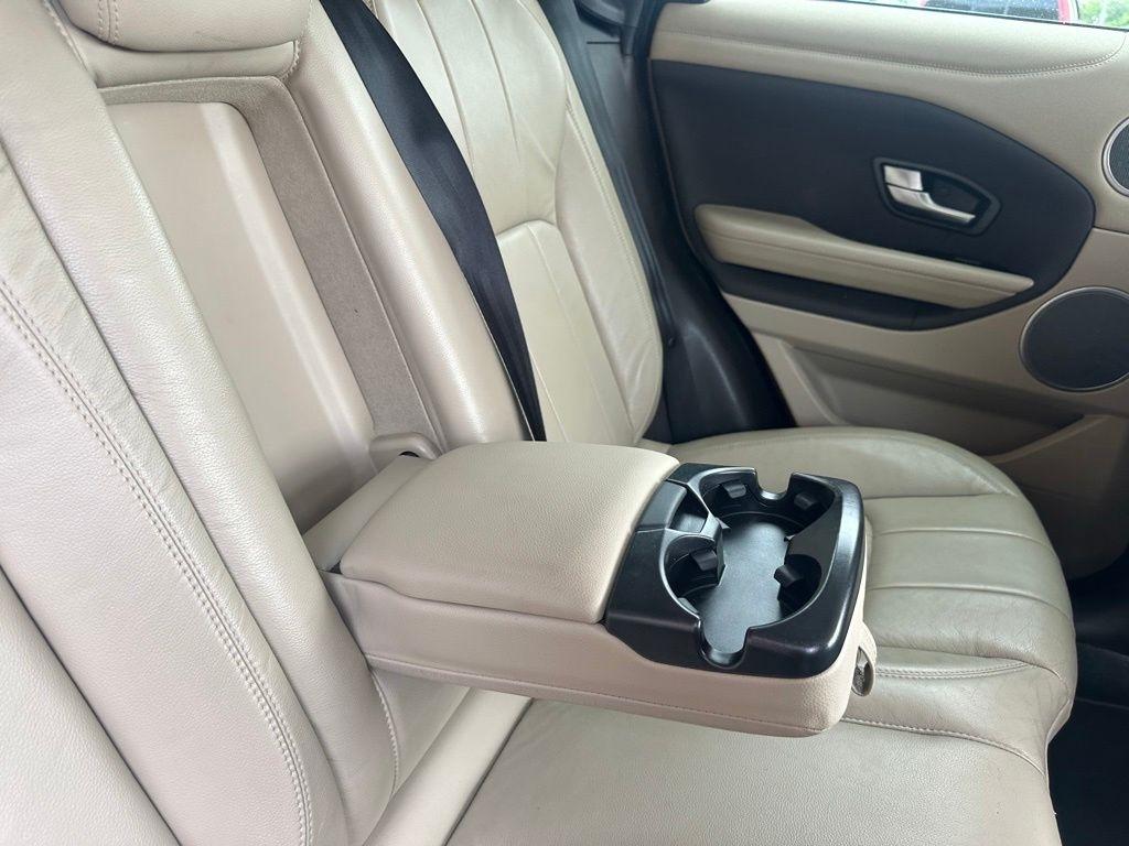 Land Rover Range Rover Evoque 5 Door SE 2017