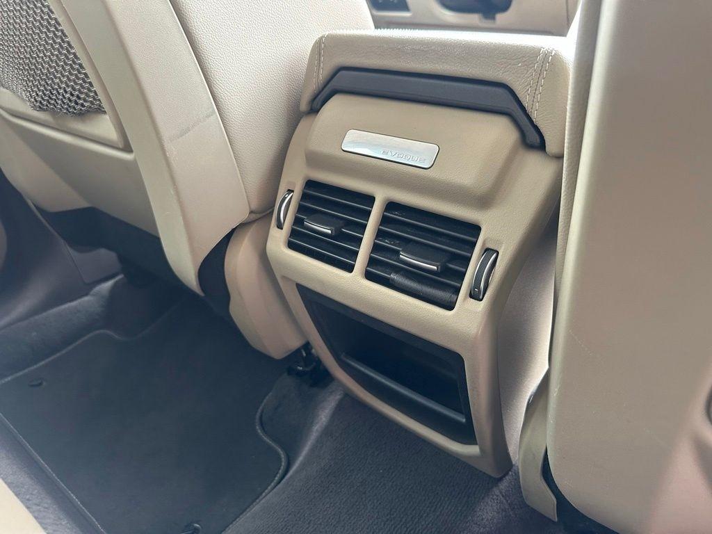 Land Rover Range Rover Evoque 5 Door SE 2017