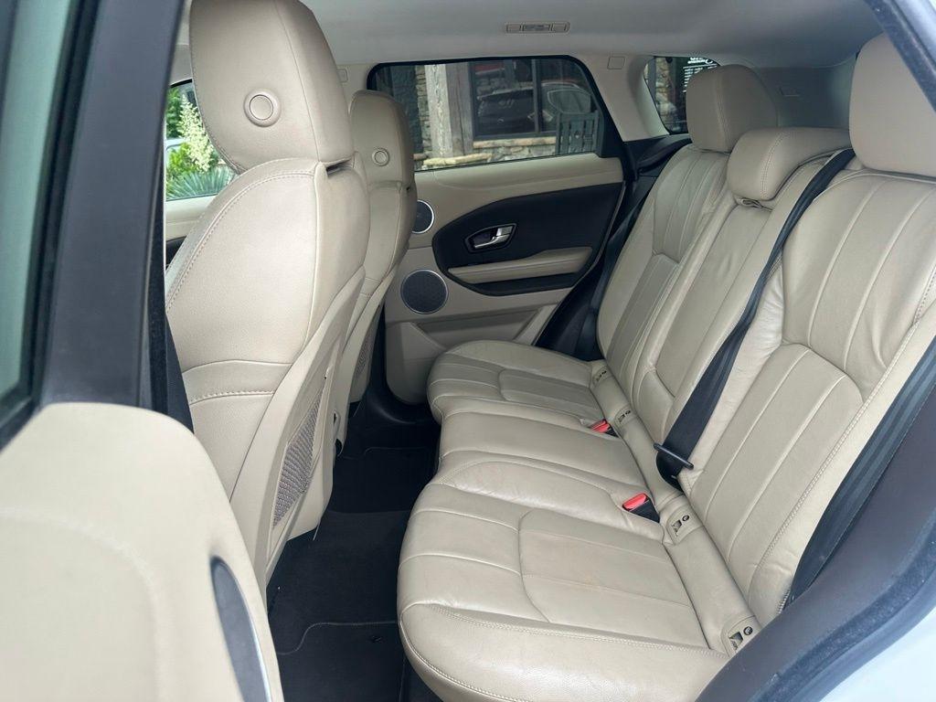 Land Rover Range Rover Evoque 5 Door SE 2017