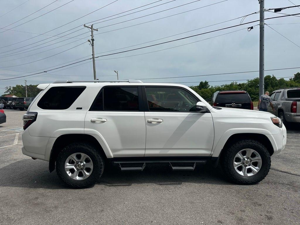 Toyota 4Runner TRD Off Road Premium 4WD (Natl) 2018