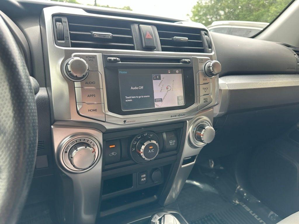Toyota 4Runner TRD Off Road Premium 4WD (Natl) 2018
