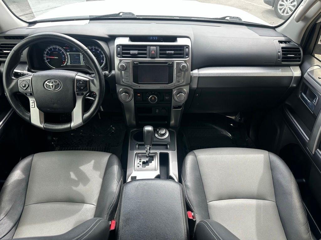Toyota 4Runner TRD Off Road Premium 4WD (Natl) 2018