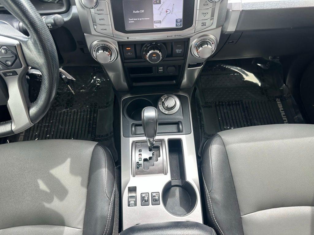 Toyota 4Runner TRD Off Road Premium 4WD (Natl) 2018