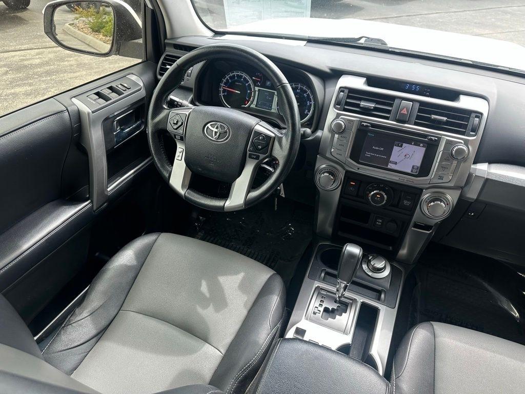 Toyota 4Runner TRD Off Road Premium 4WD (Natl) 2018