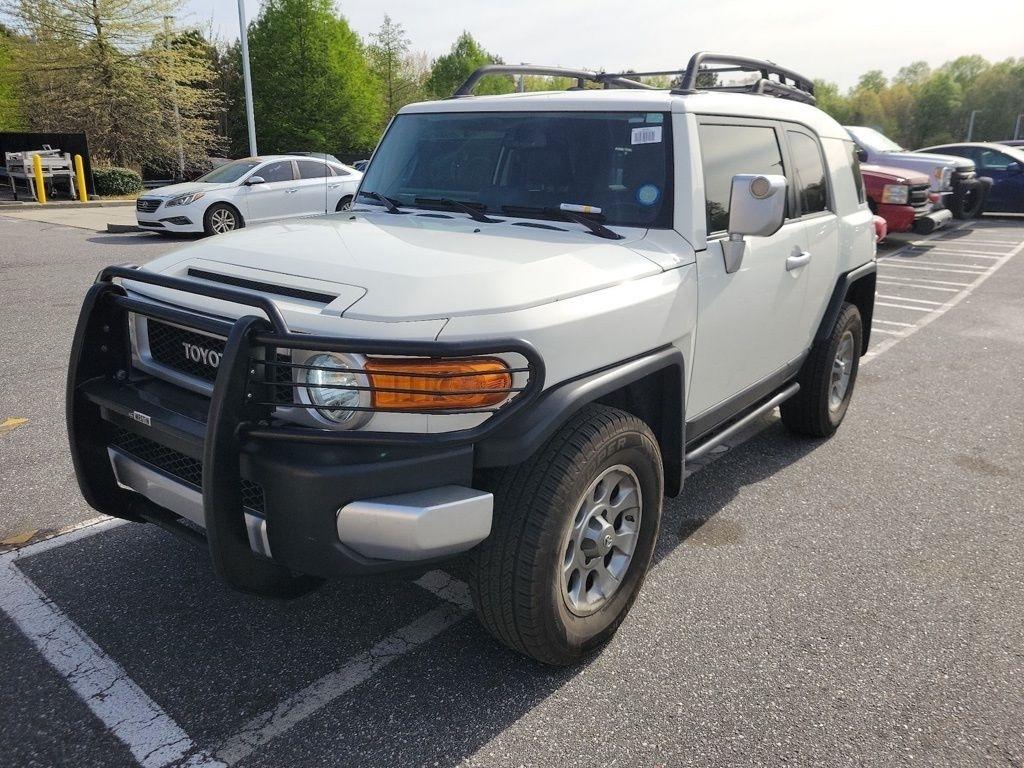 Toyota FJ Cruiser 4WD 4dr Man (Natl) 2012